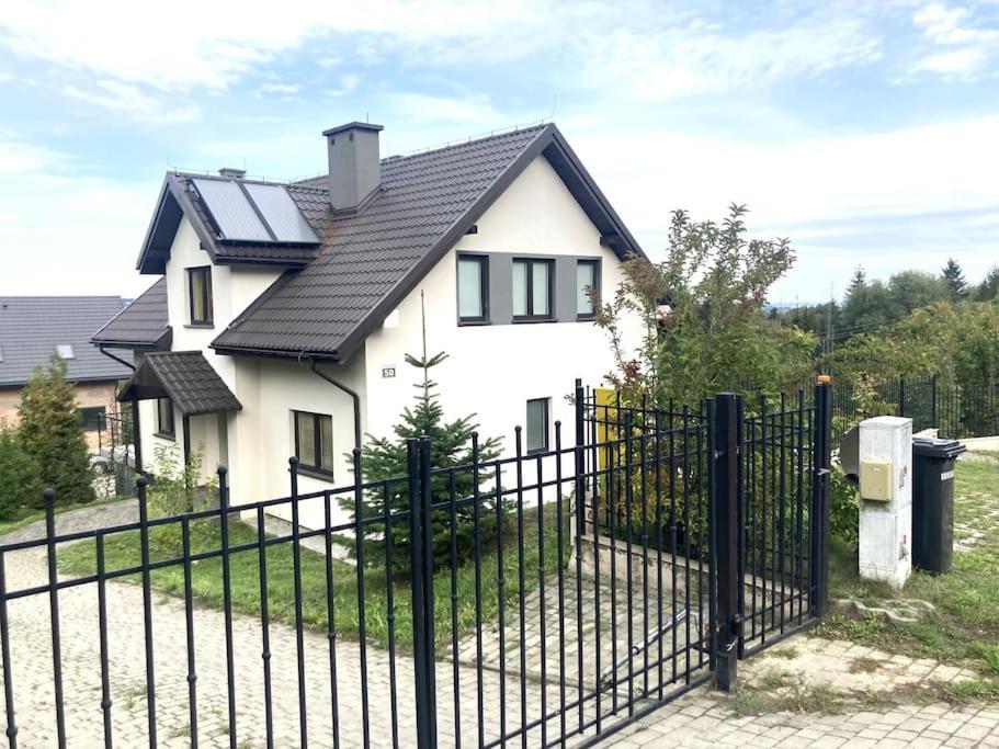 Tymi3 Dom Na Wzgorzu Przy Stoku Villa Przemyśl Exteriör bild